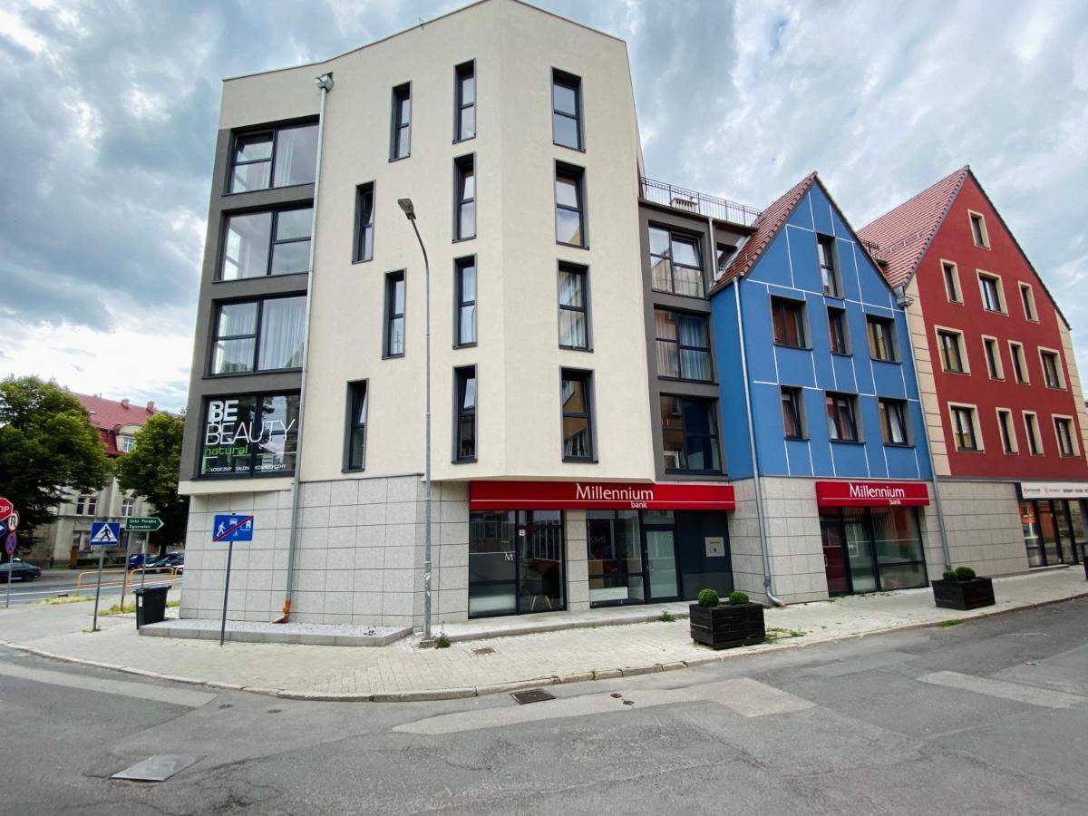 Apartament Joanny Bator Еленя-Гура Экстерьер фото