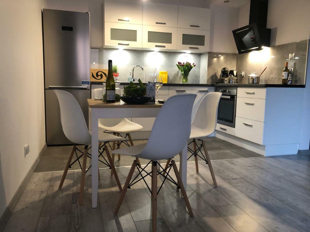 Apartament Joanny Bator Еленя-Гура Экстерьер фото