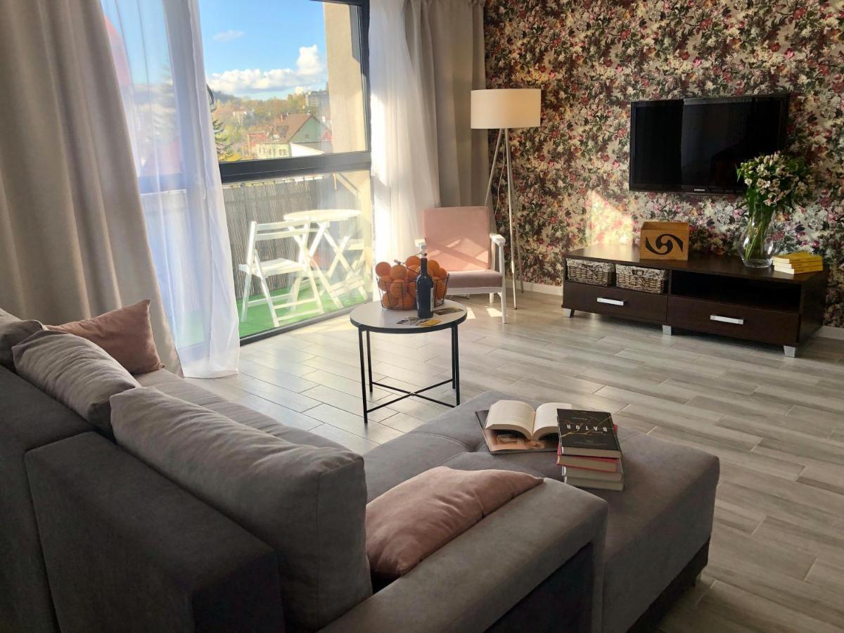 Apartament Joanny Bator Еленя-Гура Экстерьер фото